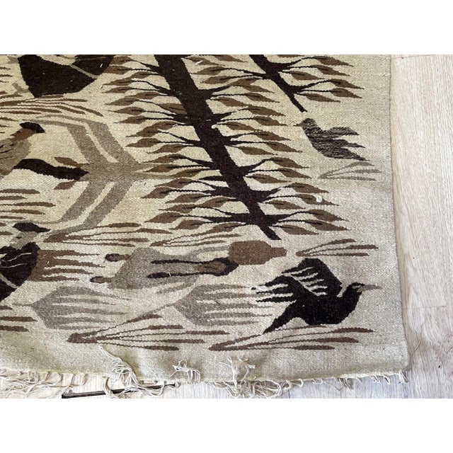 Vintage Handwoven Mexican Zapotec Kilim 2.7' X 5.2' (82cm X 158cm) 1940s For Sale In New York - Image 6 of 8