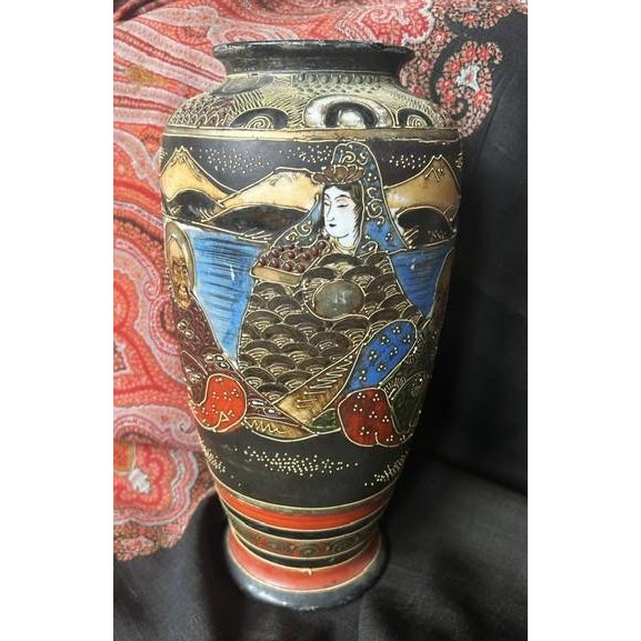 Antique Japanese Satsuma Style Hand Painted Moriage Porcelain Vase For Sale - Image 16 of 16