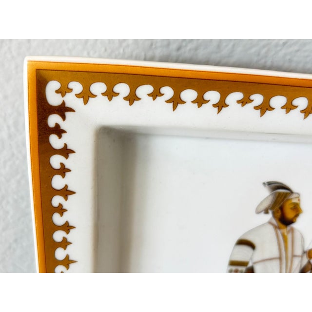 Ceramic Jaipur Style Porcelain Vide-Poche With Mughal Maharadjah Miniature Portrait For Sale - Image 7 of 9