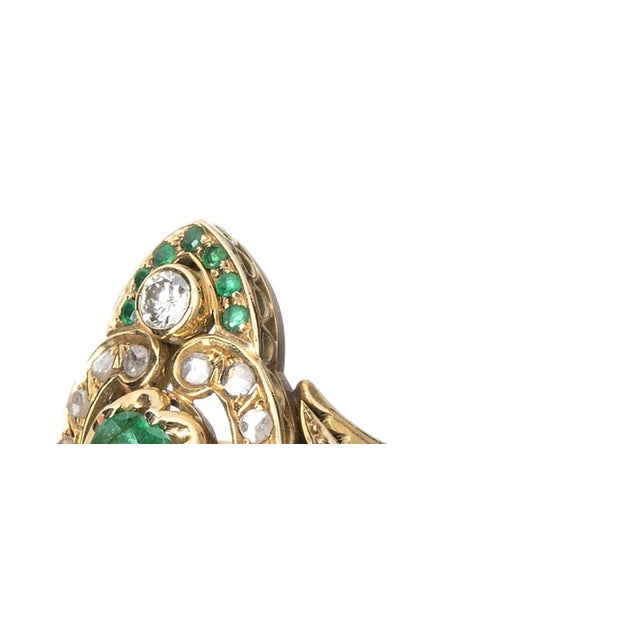 19.2 Karat Gold Ring with Emeralds For Sale - Image 6 of 8