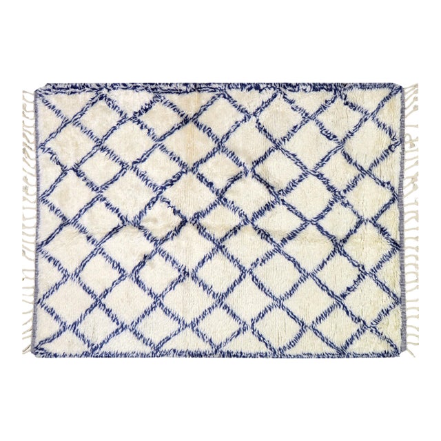 Moroccan Modern Hand Knotted Wool Rug, 5'x7'8" For Sale