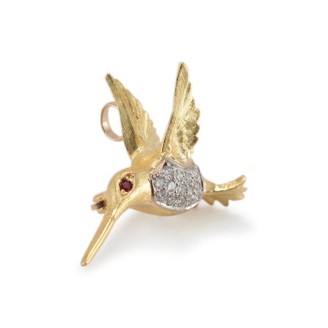 Modern Vintage 18k Yellow Gold Ruby Diamond Hummingbird Pin Brooch Pendant For Sale - Image 3 of 6