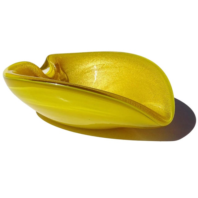 Vintage Murano Bright Golden Yellow Gold Flecks Italian Art Glass Heart Shape Bowl Ashtray For Sale In Orlando - Image 6 of 8