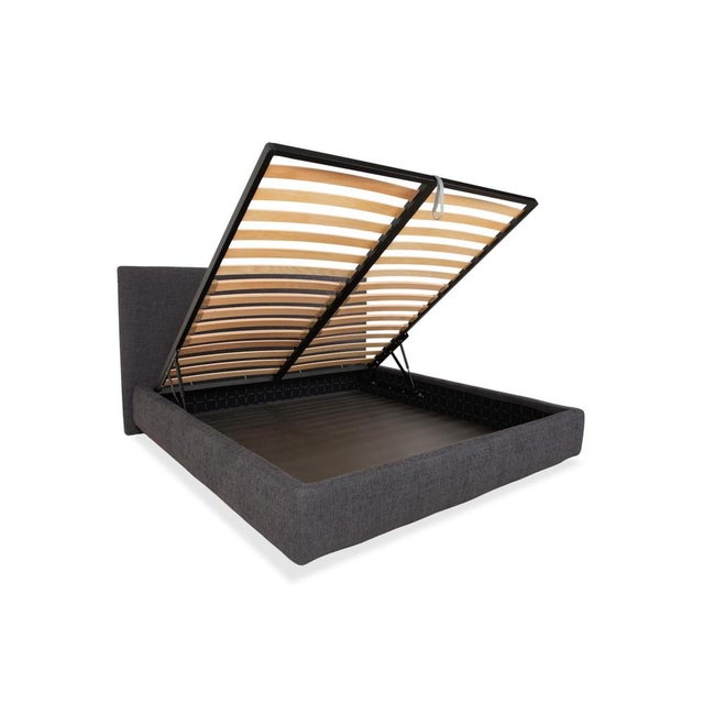 Fabric Bed from Poliform For Sale - Image 4 of 14