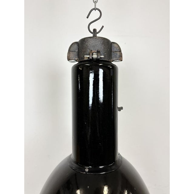 1960s Vintage Industrial Bauhaus Black Enamel Pendant Lamps from Elektrosvit, 1960s, Set of 4 For Sale - Image 5 of 14
