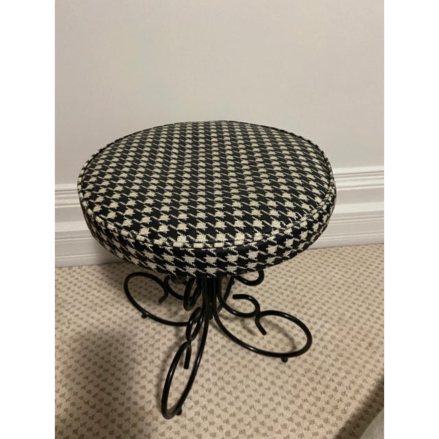 Russell Woodard styles Wrought Iron low Ottoman / Stool Black & white vinyl seating Beautiful wrought iron base Redo if...