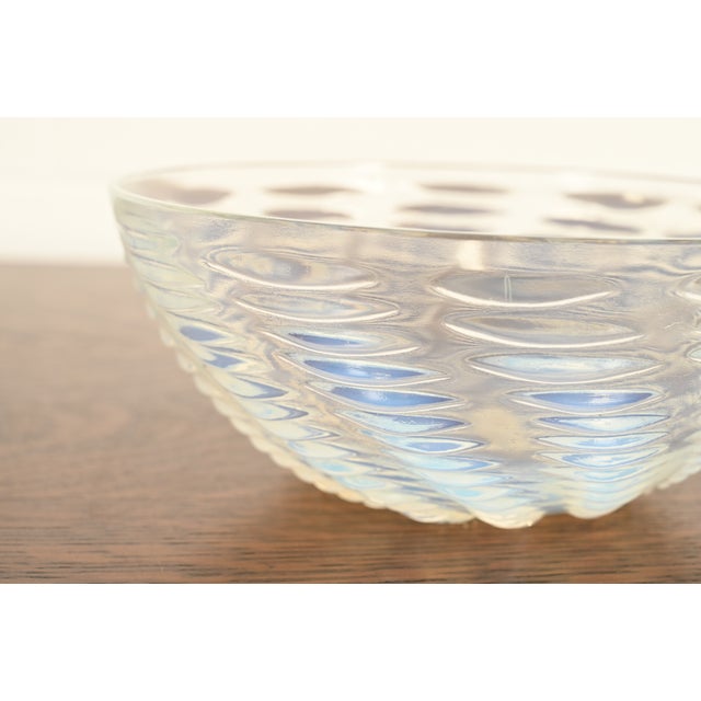 René Lalique "Ondes" Art Deco Opalescent Glass Bowl, 1930s For Sale In South Bend - Image 6 of 12