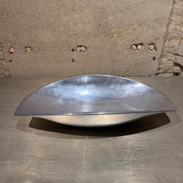 Nambé Butterfly Bowl Mid-Century Modern Serving Dish Richard K. Thomas For Sale In San Diego - Image 6 of 11