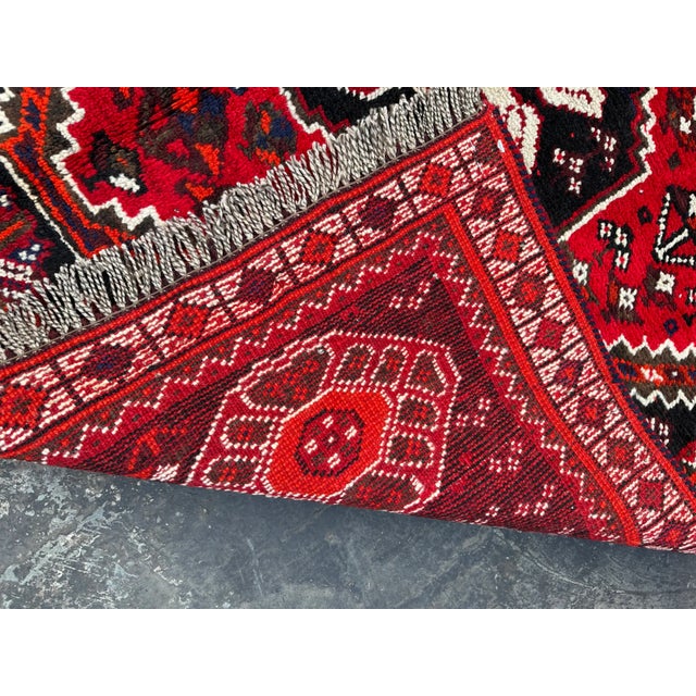 Red Hand Knotted Shirazi Vintage Rug For Sale - Image 8 of 8
