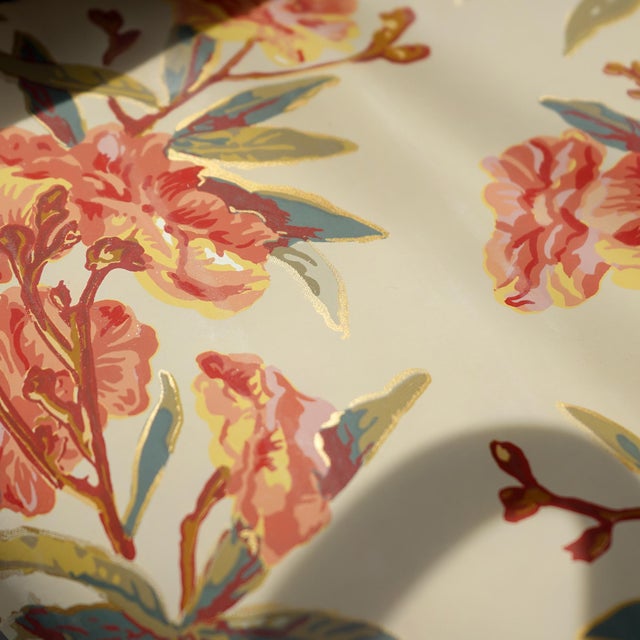 Cream Late 20th Century Deadstock Ralph Lauren Vinyl Wallpaper- Climbing Oleander in Cream- 12 Rollsss For Sale - Image 8 of 17