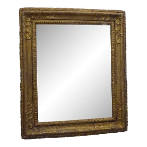 18th Century Carved Giltwood Continental Mirror