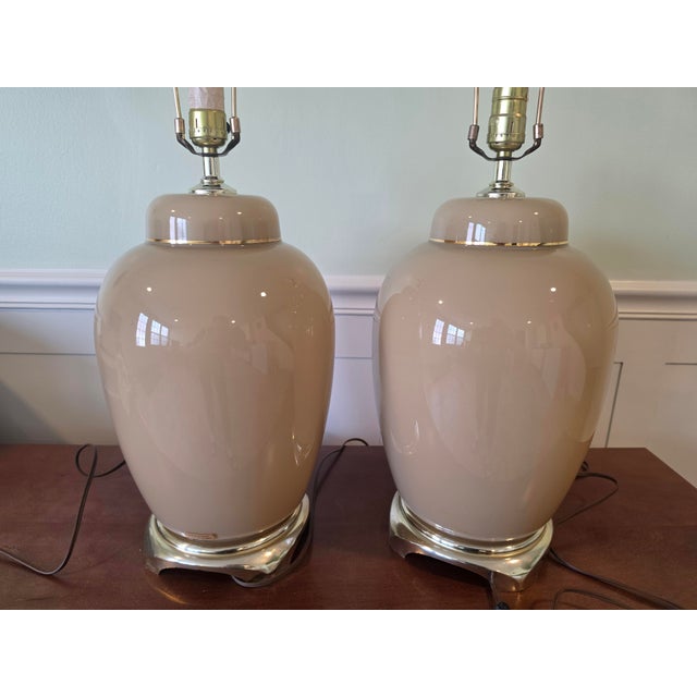 Beautiful, matching pair of vintage 1983 Chinoiserie style ginger jar table lamps by Cycle II Corp. Perfect for Hollywood...