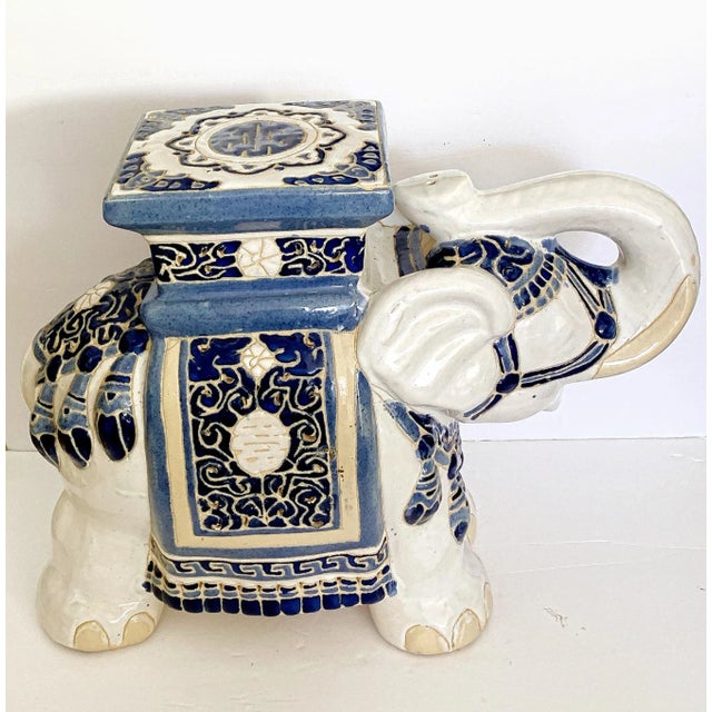 Late 20th Century Vintage Elephant Garden Stool Blue & White Ceramic / Side Table / Plant Stand, Chinoiserie Style For Sale - Image 5 of 10