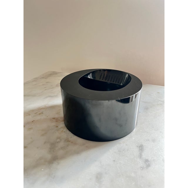 Vintage Italian Modernist Black Borneo Ashtray by Enzo Mari for Danese Milano, 1967 For Sale - Image 9 of 9