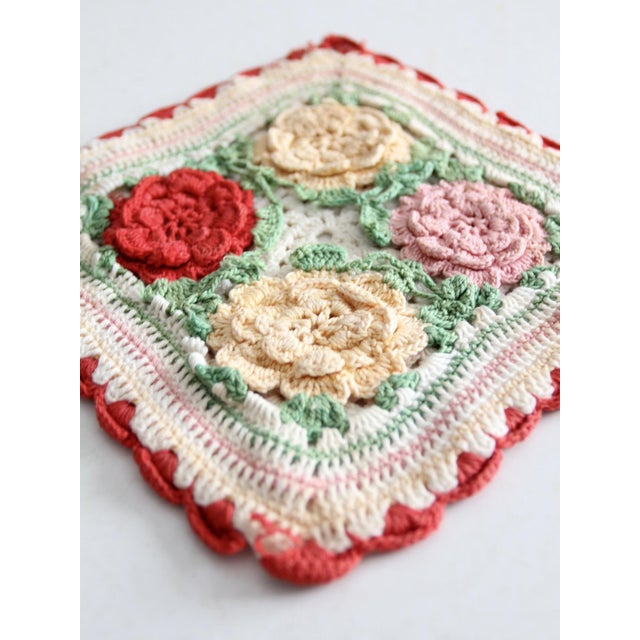 Vintage Floral Crotchet Pot Holder For Sale - Image 6 of 7