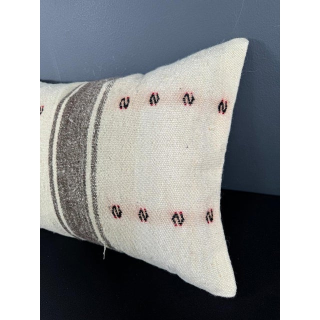 Contemporary Turkish Hemp Pillow Cushion Natural Beige Brown Pillow Cushion Cover 16 "x 24" For Sale - Image 3 of 4