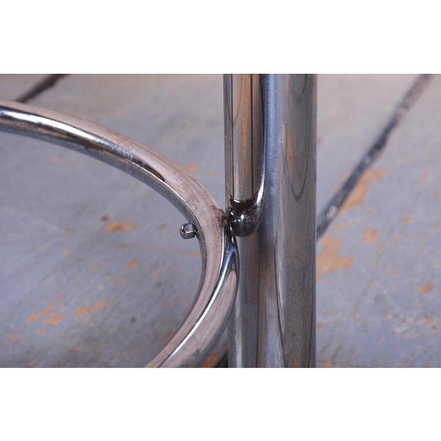 1930s Czech Bauhaus Round Coffee Table in Chrome-Plated Steel, 1930s For Sale - Image 5 of 12