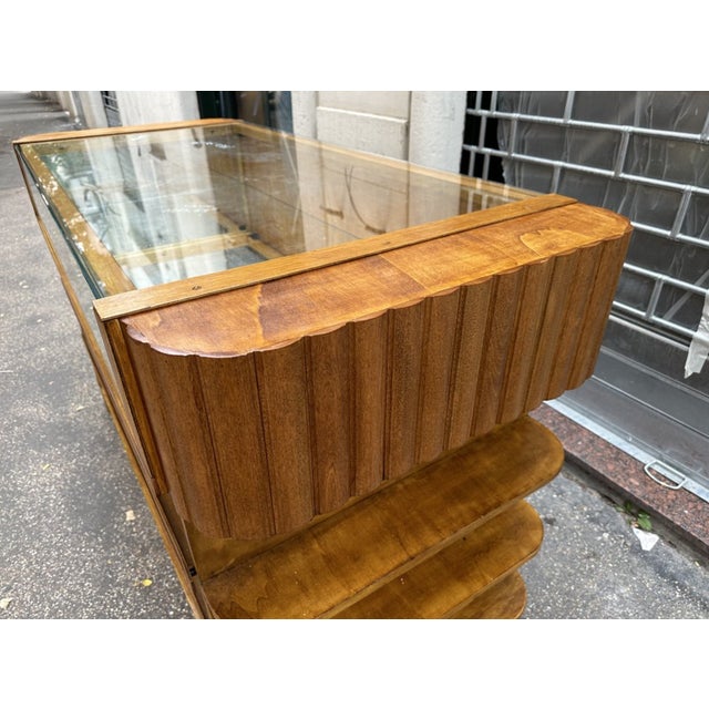 Vintage Showcase Counter in Wood and Glass, 1930s For Sale - Image 4 of 9