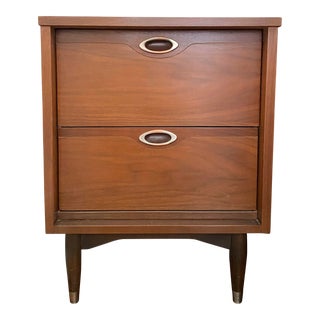 1960s Mainline by Hooker Mid-Century Modern Walnut Nightstand For Sale
