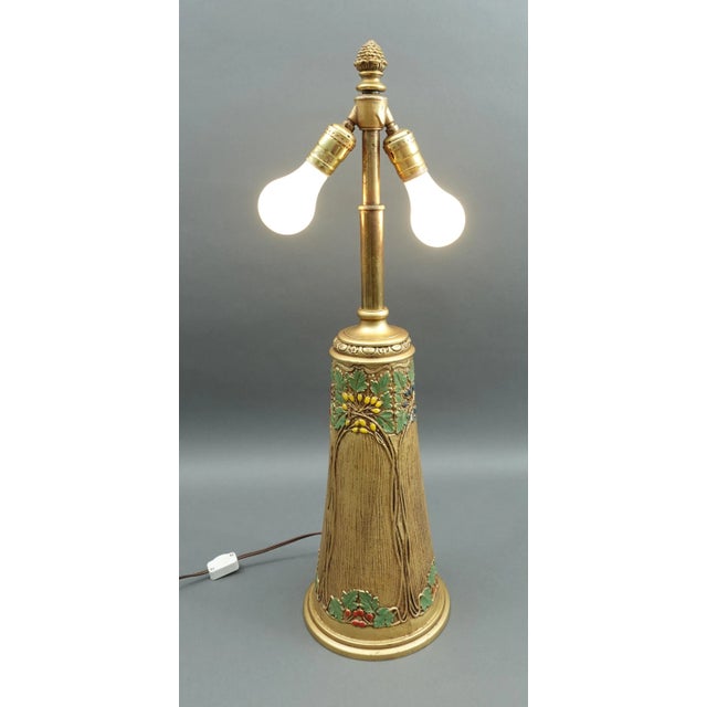 Gold Early 20th Century Bradley & Hubbard Antique Hand Painted Gold Gilt Slag Glass Table Lamp For Sale - Image 8 of 11