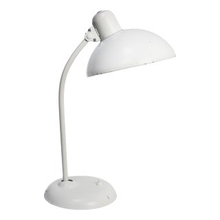 German Bauhaus Classic White Metal 6556 Desk Lamp from Kaiser Idell For Sale
