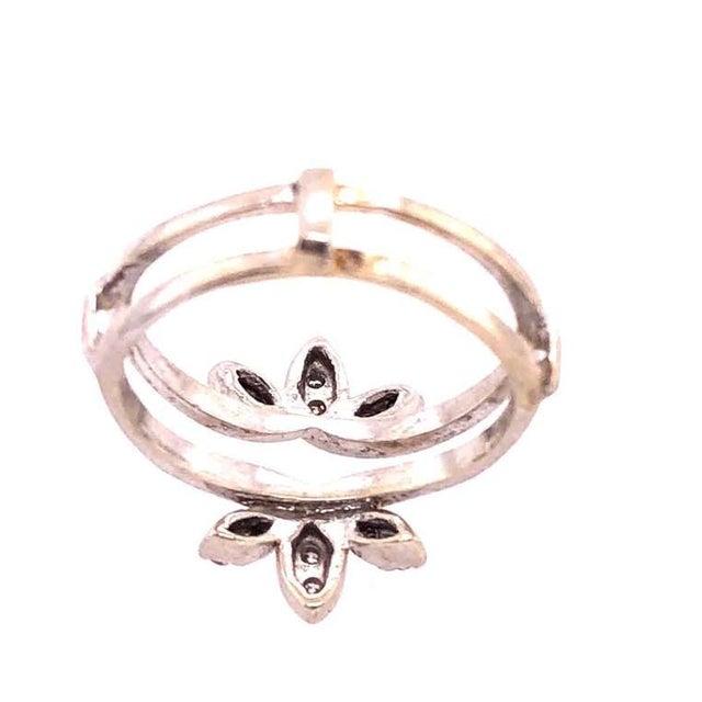 Modern 14 Karat White Gold Interlocking Engagement Ring Guard For Sale - Image 3 of 9