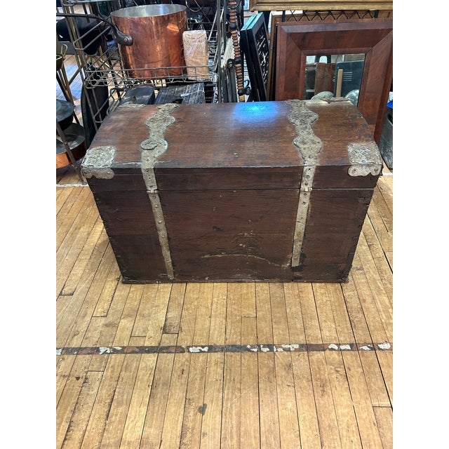 18th Century German Dome Top Oak Dowry Chest For Sale - Image 12 of 17