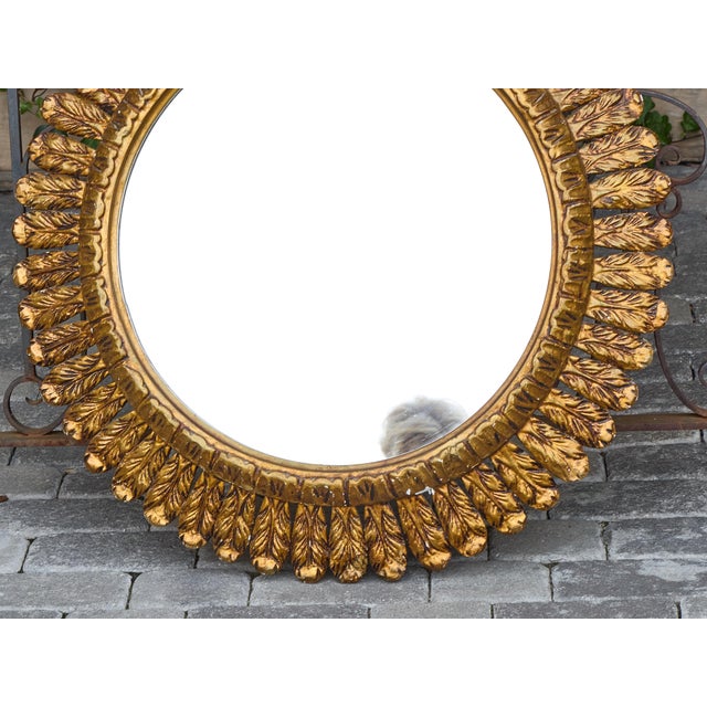 Wood Giltwood Feathered Round Mirror with Radiating Frame, French, 1920s For Sale - Image 7 of 12
