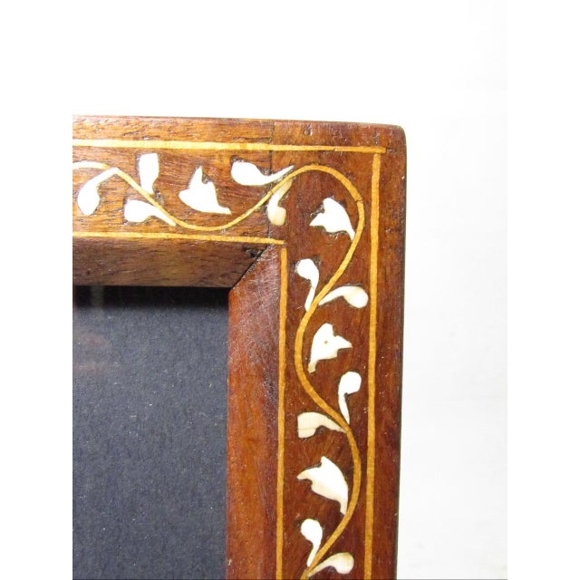 Anglo Indian Antique Anglo Indian Inlaid Photo Frame For Sale - Image 4 of 11