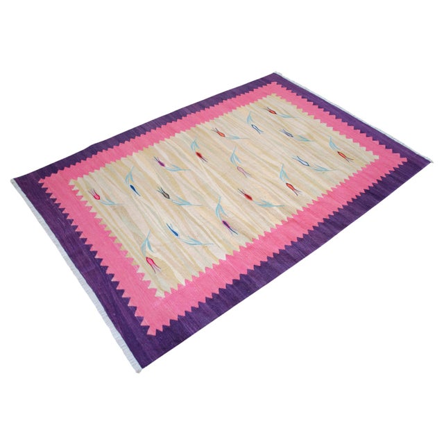 Turkish Silk Rug Kilim Hand Woven Tulips Motif Oushak Area Rug - 3′11″ × 5′7″ For Sale - Image 9 of 17