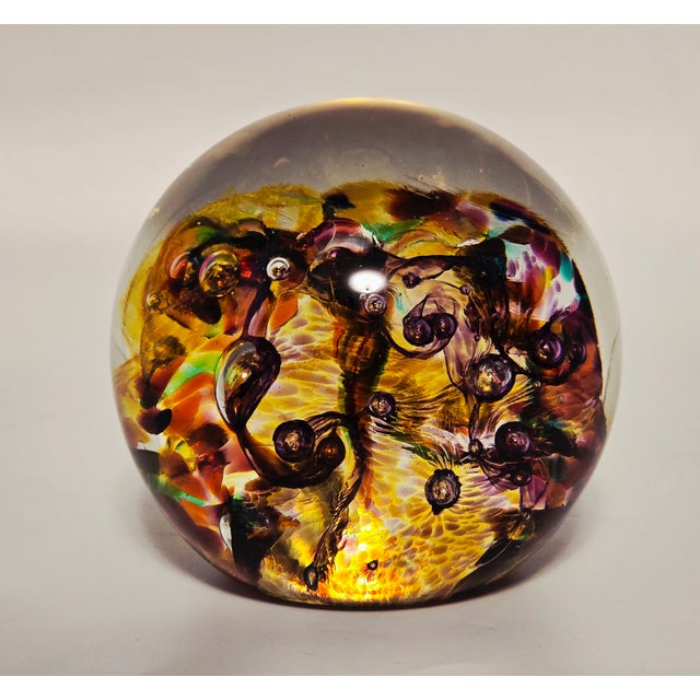 Contemporary Mid 20th Century Vibrant Signed Robert Held Art Glass Paperweight – Canada For Sale - Image 3 of 11