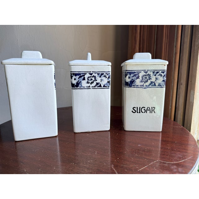 Mid-20th Century German Porcelain Kitchen Canister Set in Blue "Lilly" Patterns For Sale In New York - Image 6 of 9