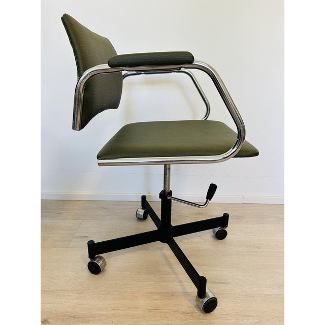 Mid-Century Modern Vintage Olive Desk Chair from Kovona, 1976 For Sale - Image 3 of 10