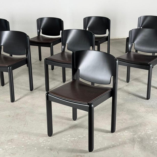 Model 122 Dining Room Chairs attributed to Vico Magistretti for Cassina, 1970s, Set of 8 For Sale - Image 12 of 18