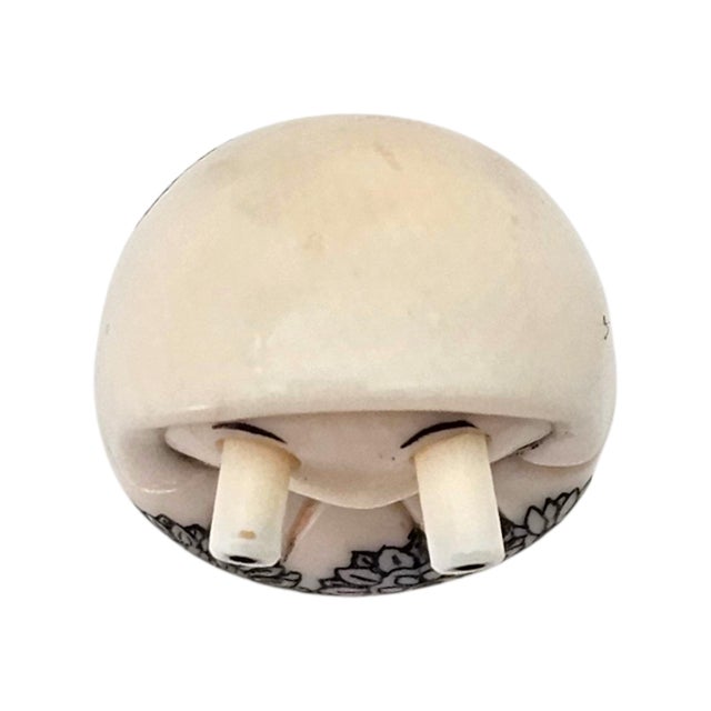 Late 20th Century Signed Japanese Daruma Netsuke With Tobi-Dashi (Extending) Eyes, Miniature, 1" For Sale - Image 5 of 14