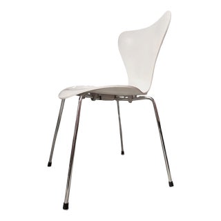Series 7 Model 3107 Chair by Arne Jacobsen for Fritz Hansen, Denmark, 1990s For Sale