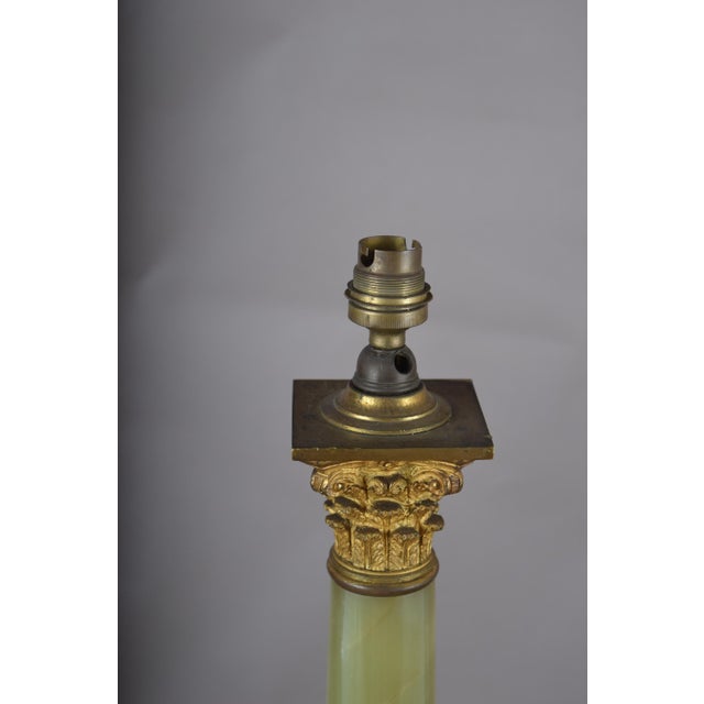 1930s Green Onyx Corinthian Column Table Lamp with Pleated Shade, 1930s For Sale - Image 5 of 17