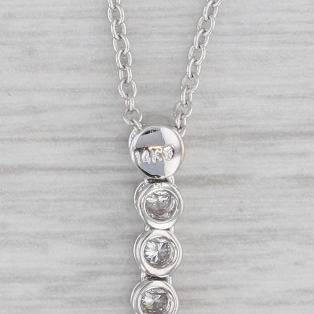 Gemstone Information: - Natural Diamonds - Total Carats - 0.54ctw Cut - Round Brilliant Color - F - H Clarity - VS2 - SI1...