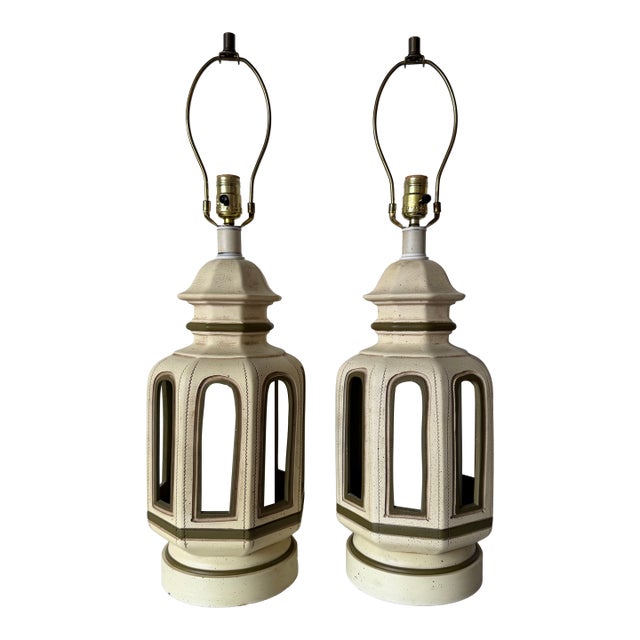 1970s Hollywood Regency Palm Beach Pagoda Style Ceramic Table Lamps – A Pair For Sale