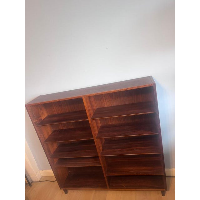 Brown Danish Rosewood Bookcase from Hundevad & Co., 1960s For Sale - Image 8 of 11