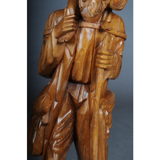 Brown 20th Century Ranger with Child Sculpture in Limewood, South Germany For Sale - Image 8 of 18