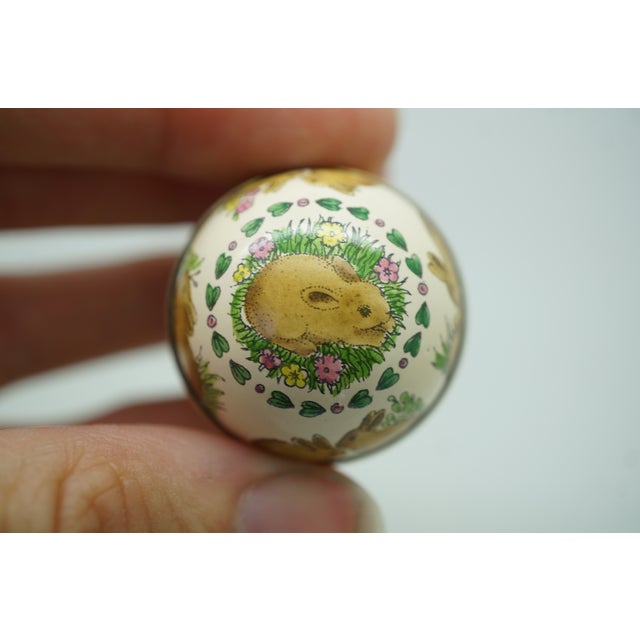 Brown Halcyon Days Enamels England Easter Bunny Rabbit Egg Trinket Pill Box 2" For Sale - Image 8 of 12