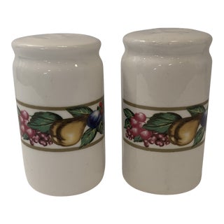 Vintage Mid-Century Salt & Pepper Shakers With Fruit - Set For Sale