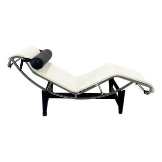 LC-4 Lounge Chair by Le Corbusier for Cassina For Sale