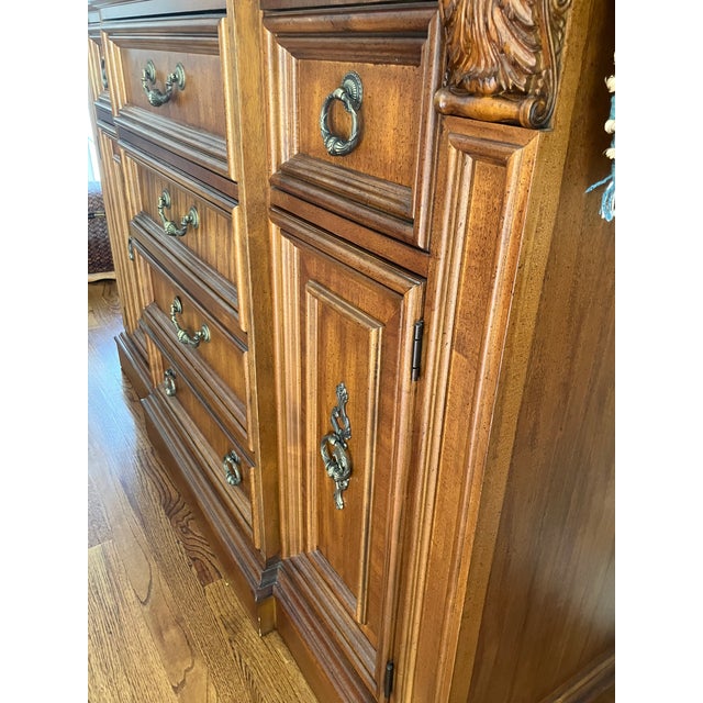 1980s # Stanley Furniture Server / Buffet Cabinet For Sale - Image 5 of 11