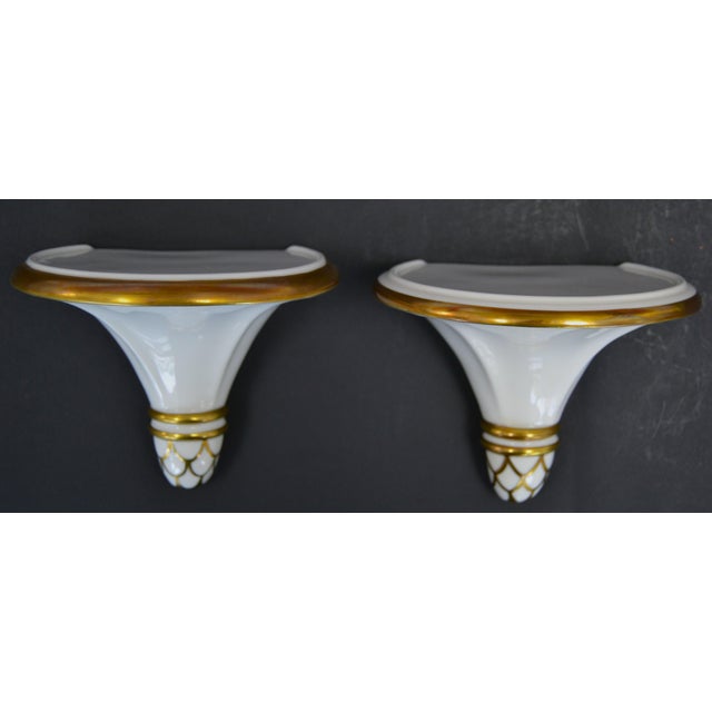 1940s Pair of 1940s Hutschenreuther Selb Bavaria Gilt Porcelain Corbel Wall Brackets, Germany For Sale - Image 5 of 12