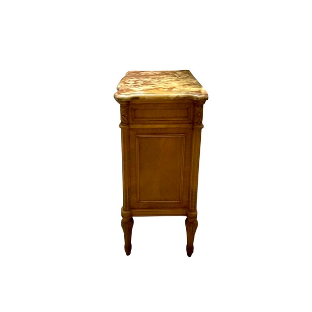 Late 20th Century Side Table Hand Carved Wood French Style Marble Top (Repaired) Vintage Classic Decor For Sale In Tulsa - Image 6 of 10