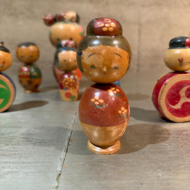 Group of Vintage Japanese Kokeshi Bobble Head Dolls Mid Century Japan For Sale - Image 10 of 17