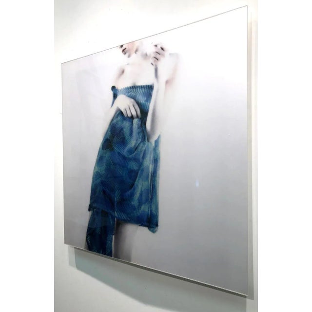 Azul Azul, Figurative and Feminine Photography, Mira Loew, Bright Bodies Series, 2016 For Sale - Image 6 of 12