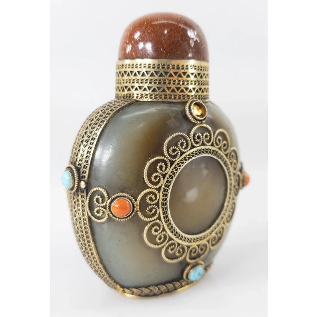 Chinese Mongolian Style Agate or Jade Snuff Bottle For Sale In New York - Image 6 of 13